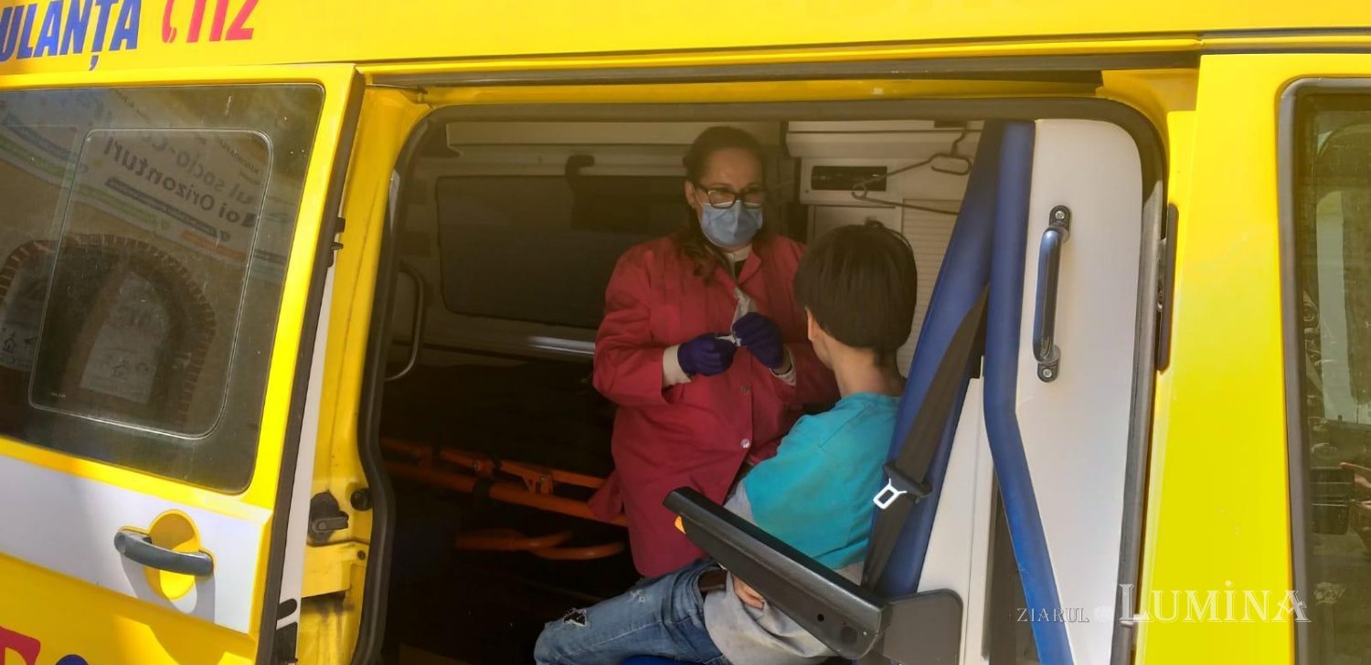 Consultații medicale gratuite pentru mai mulți copii din Sibiu 256379