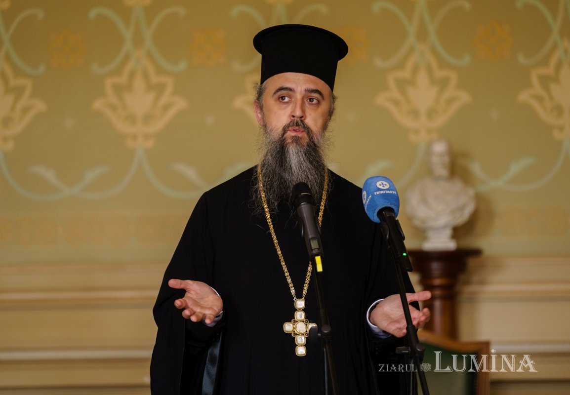 Expoziție de carte veche dedicată Sfântului Mitropolit Neofit Cretanul 256613