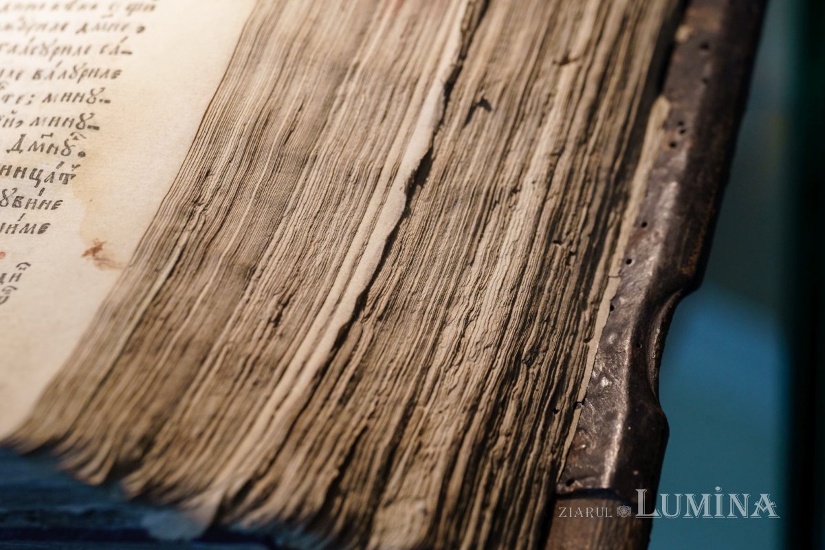 Expoziție de carte veche dedicată Sfântului Mitropolit Neofit Cretanul 256640