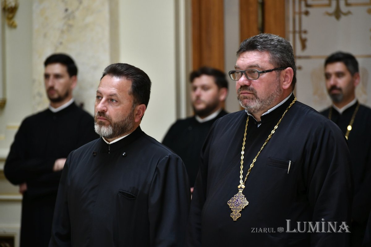 Întâlnire a directorilor de seminarii și licee teologice cu Patriarhul României 256677