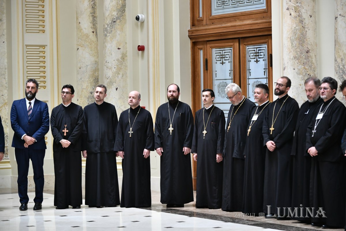 Întâlnire a directorilor de seminarii și licee teologice cu Patriarhul României 256678