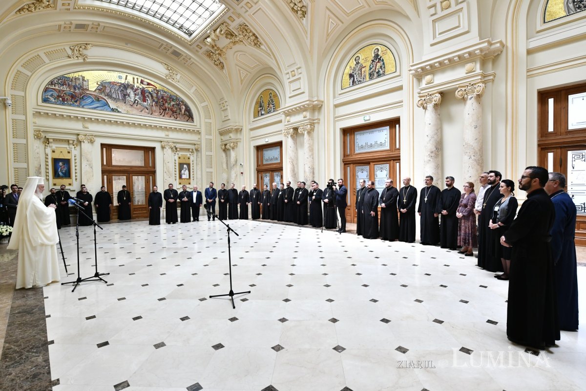 Întâlnire a directorilor de seminarii și licee teologice cu Patriarhul României 256681