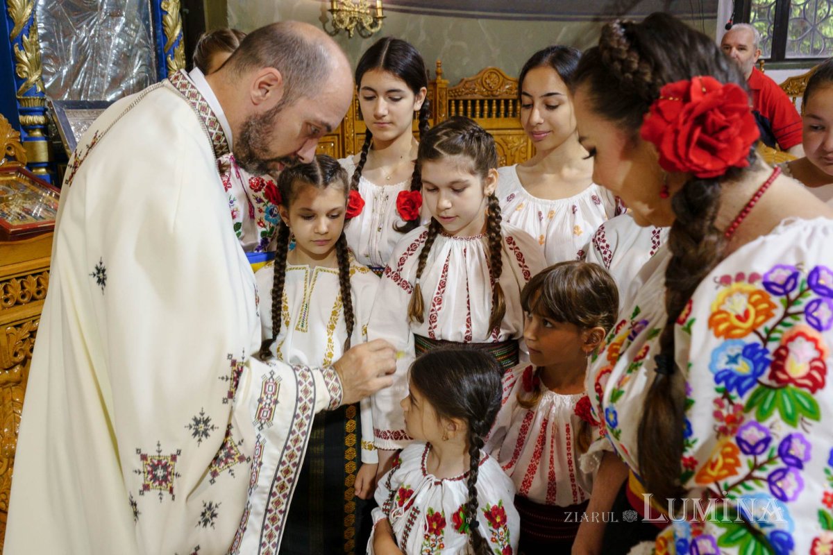 Ziua Copilului serbată prin cântec la o parohie bucureșteană 256705