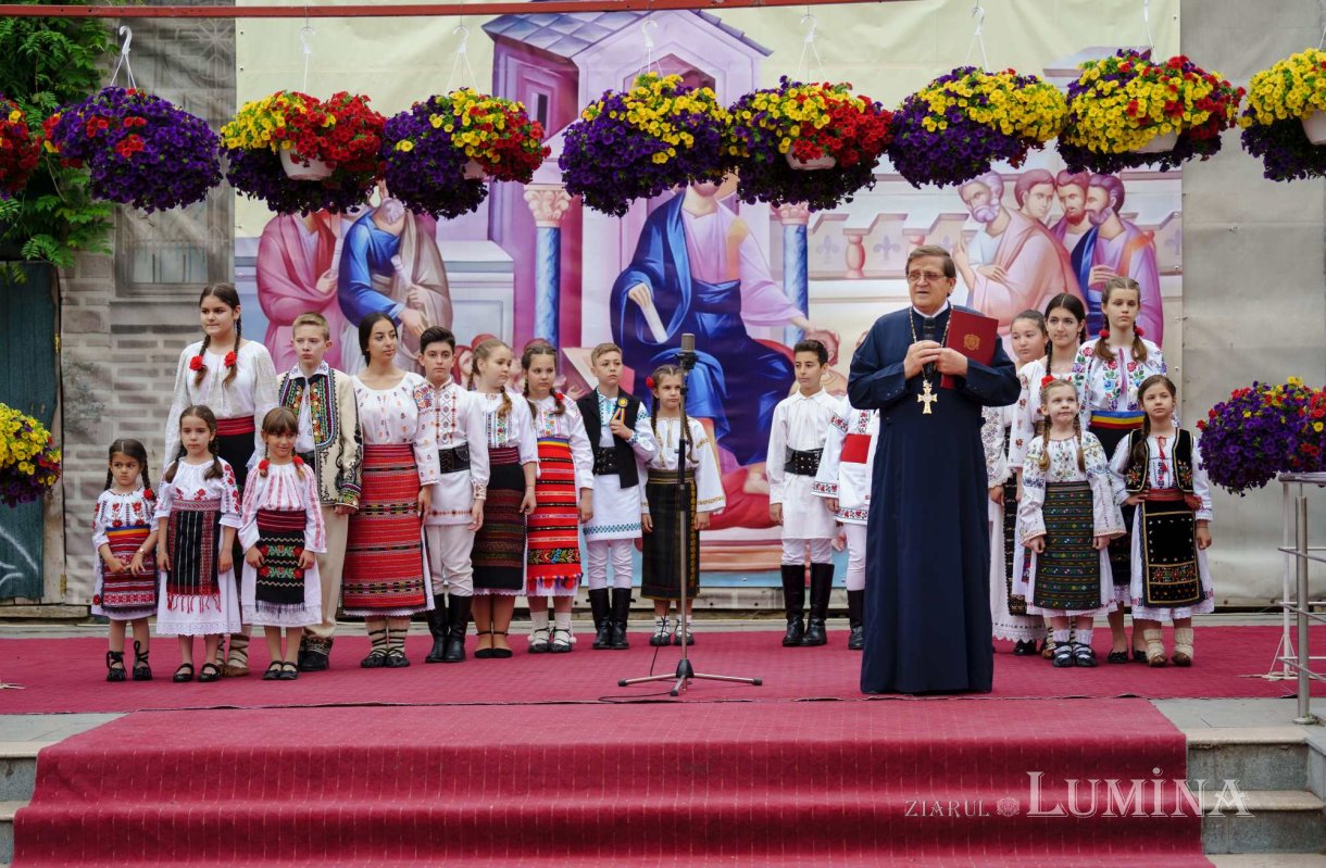 Ziua Copilului serbată prin cântec la o parohie bucureșteană 256710