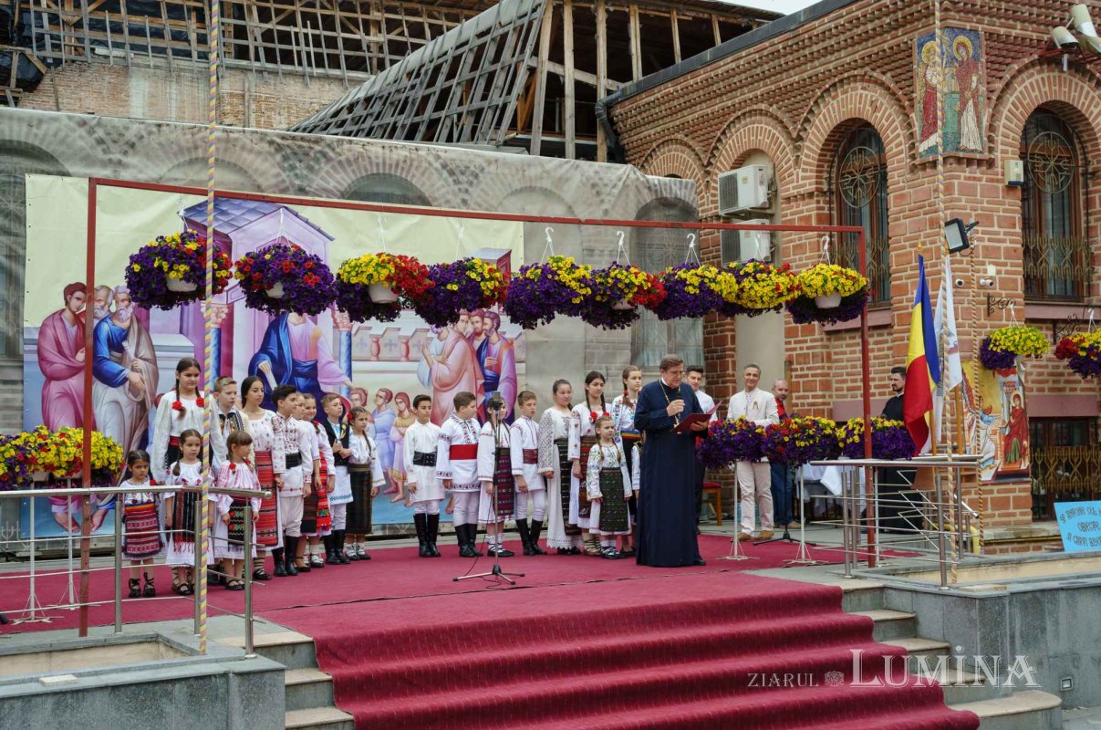 Ziua Copilului serbată prin cântec la o parohie bucureșteană 256714