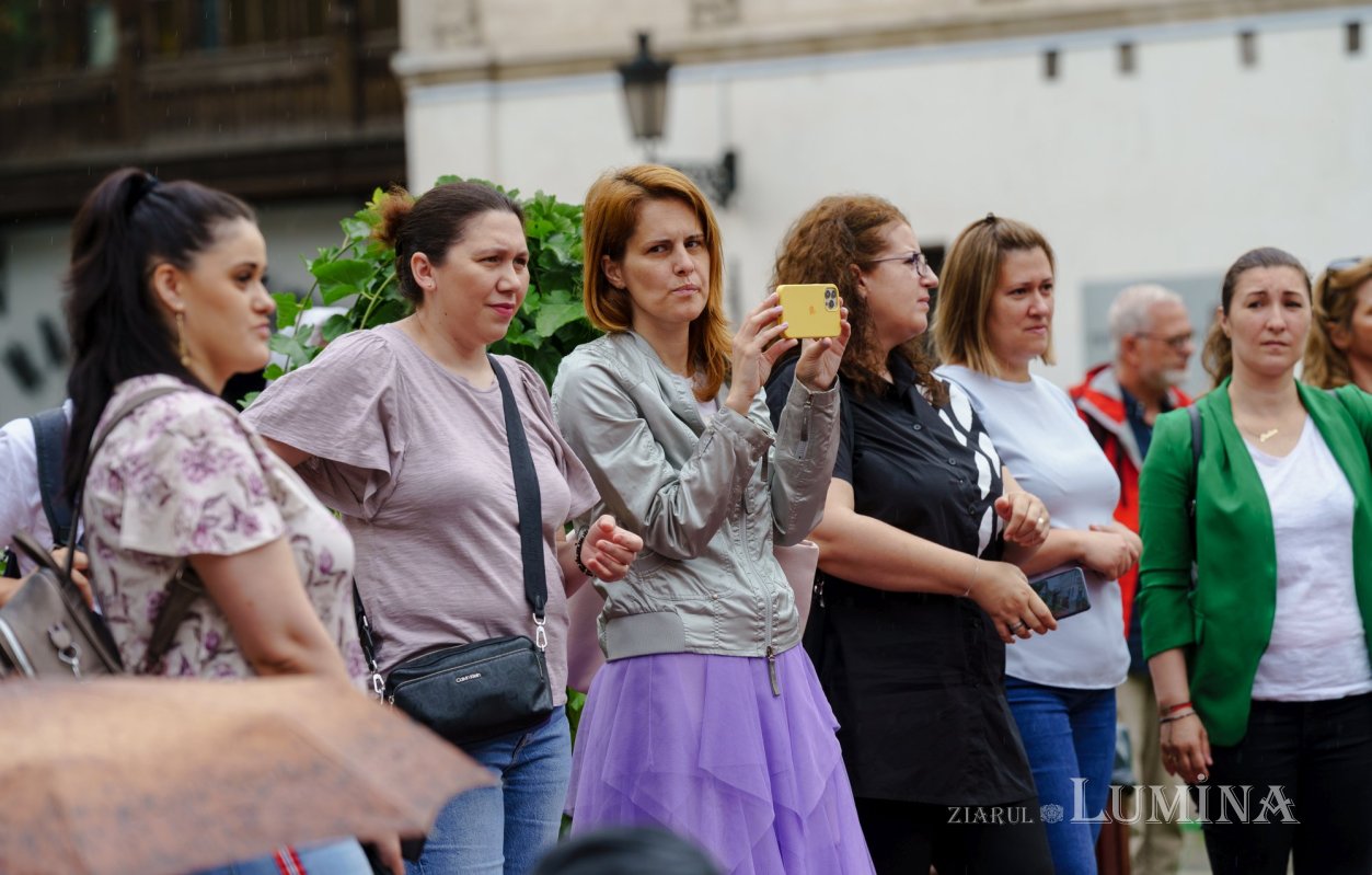 Ziua Copilului serbată prin cântec la o parohie bucureșteană 256730