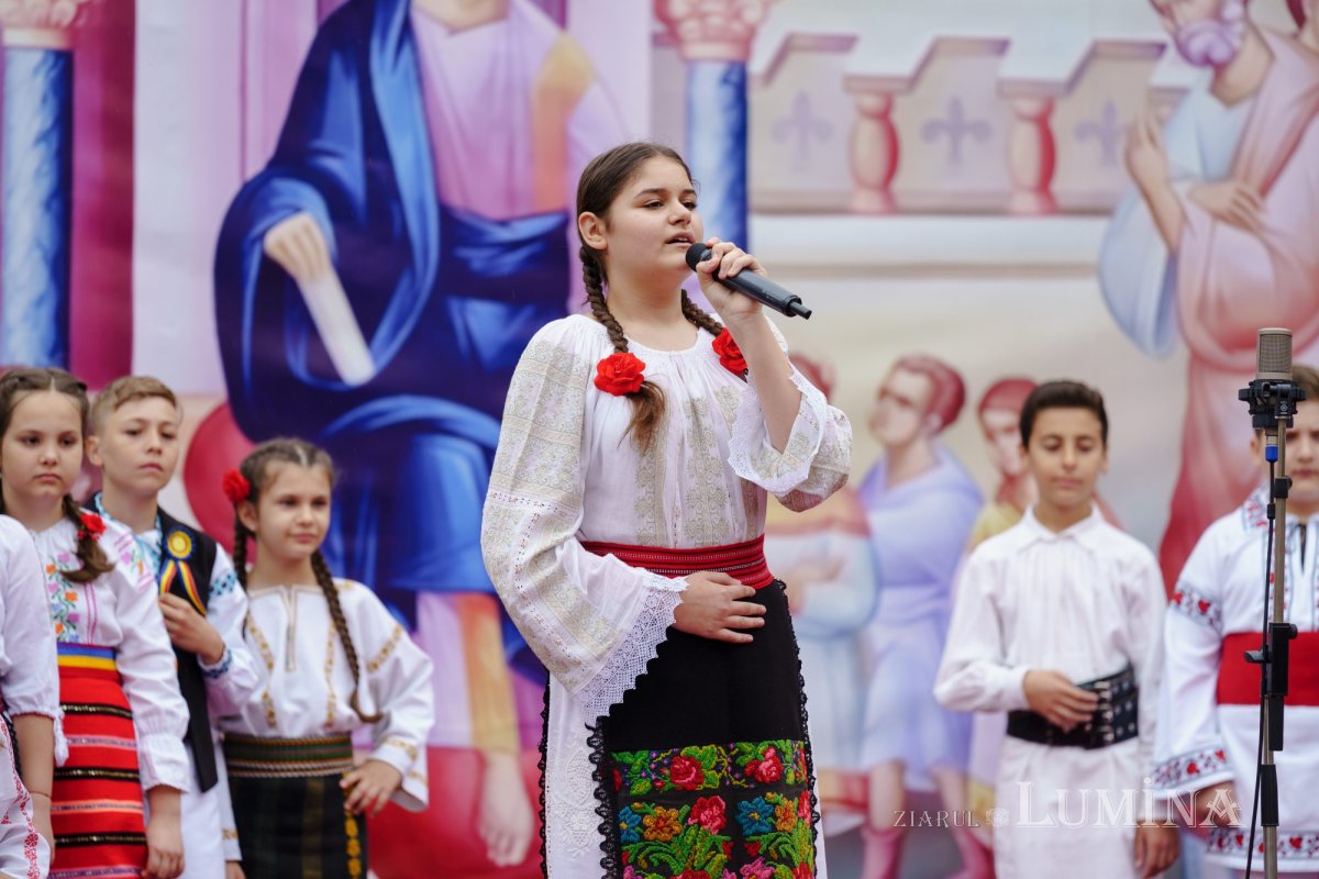Ziua Copilului serbată prin cântec la o parohie bucureșteană 256731