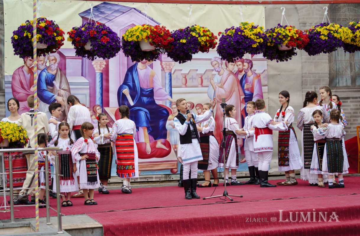 Ziua Copilului serbată prin cântec la o parohie bucureșteană 256732
