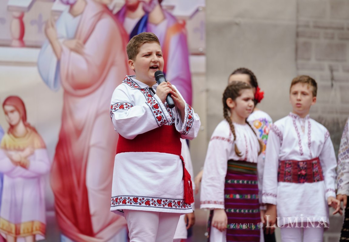 Ziua Copilului serbată prin cântec la o parohie bucureșteană 256752