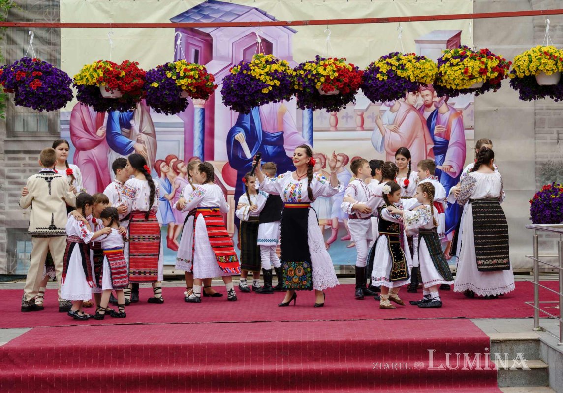 Ziua Copilului serbată prin cântec la o parohie bucureșteană 256759