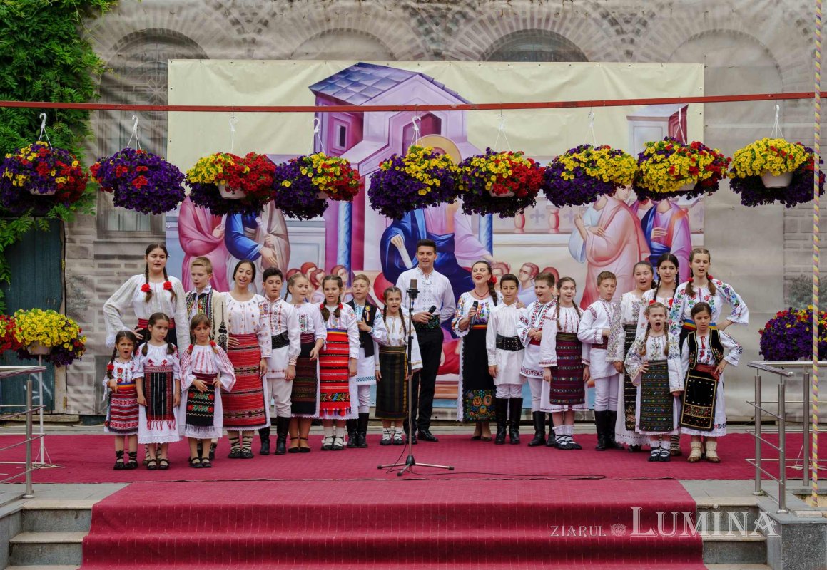 Ziua Copilului serbată prin cântec la o parohie bucureșteană 256760
