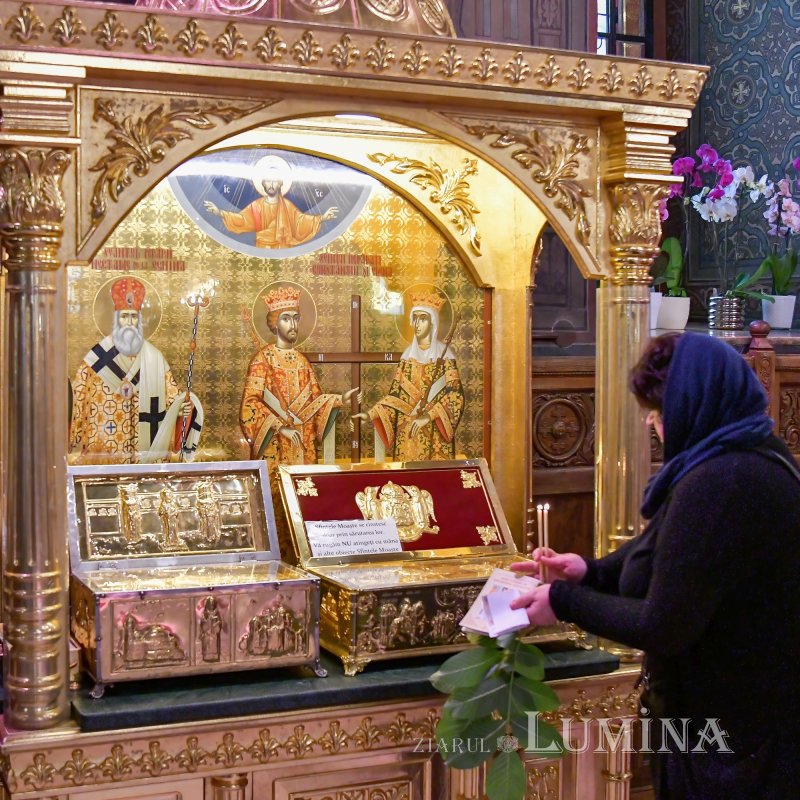 „Ziua constituirii Bisericii lui Hristos ca adunare a popoarelor în iubirea Preasfintei Treimi” 256881