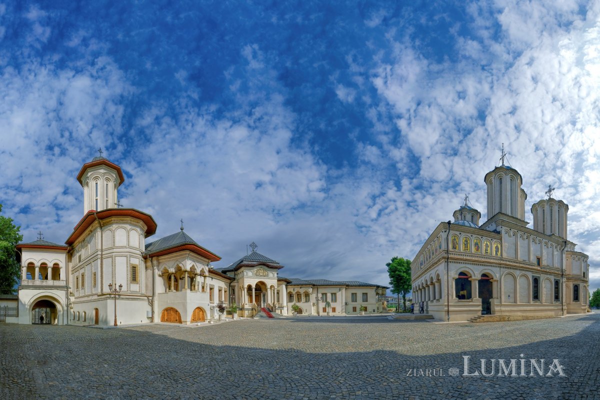 „Ziua constituirii Bisericii lui Hristos ca adunare a popoarelor în iubirea Preasfintei Treimi” 256882