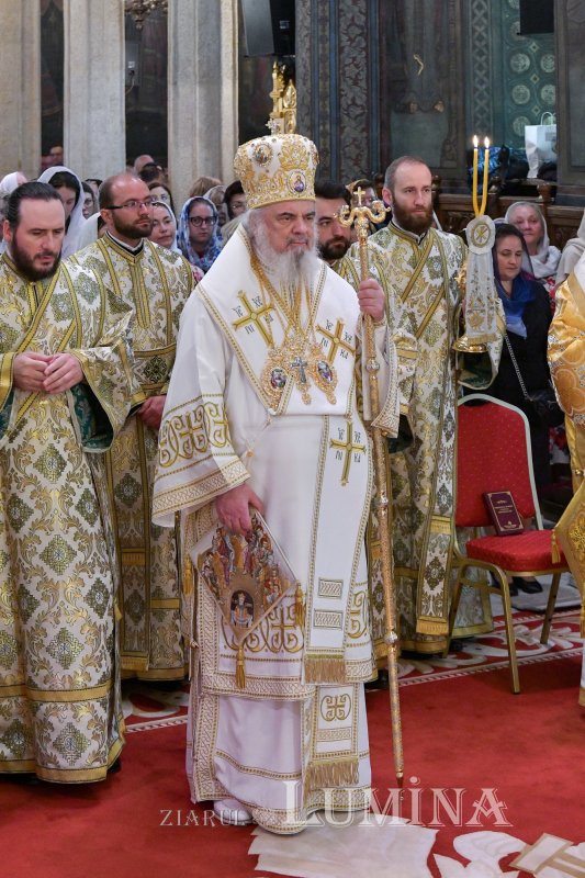 „Ziua constituirii Bisericii lui Hristos ca adunare a popoarelor în iubirea Preasfintei Treimi” 256889