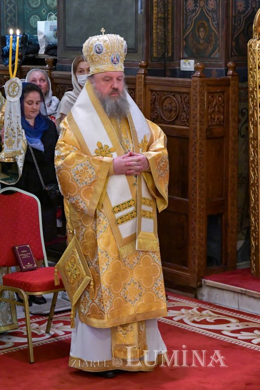 „Ziua constituirii Bisericii lui Hristos ca adunare a popoarelor în iubirea Preasfintei Treimi” 256891