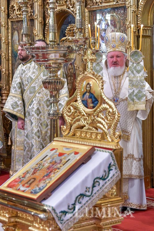 „Ziua constituirii Bisericii lui Hristos ca adunare a popoarelor în iubirea Preasfintei Treimi” 256918