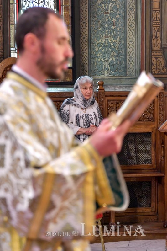 „Ziua constituirii Bisericii lui Hristos ca adunare a popoarelor în iubirea Preasfintei Treimi” 256921