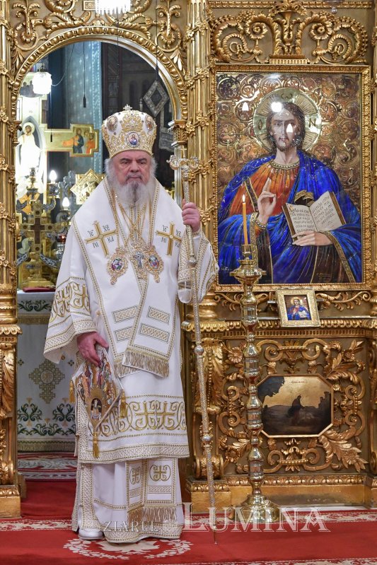 „Ziua constituirii Bisericii lui Hristos ca adunare a popoarelor în iubirea Preasfintei Treimi” 256925