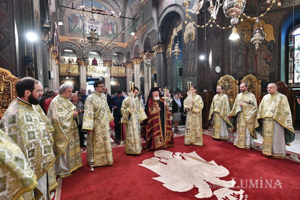 Hramul Centrului de Presă BASILICA 257218