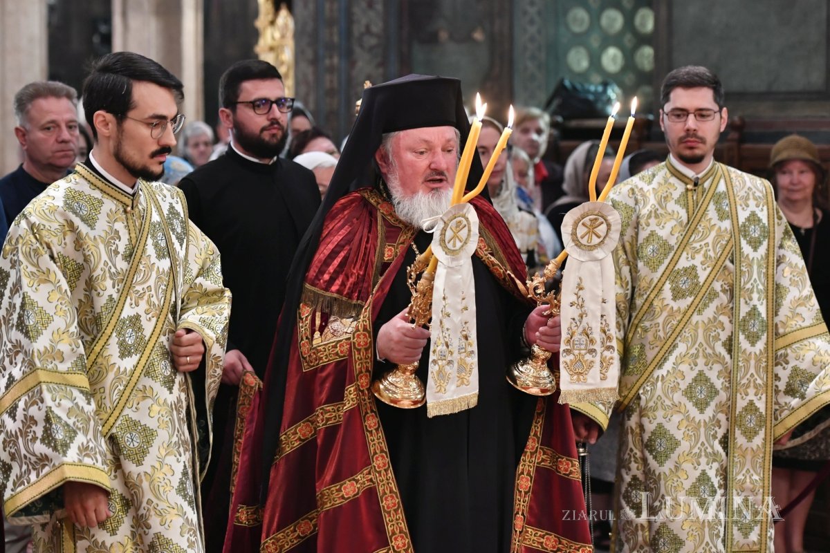 Hramul Centrului de Presă BASILICA 257224