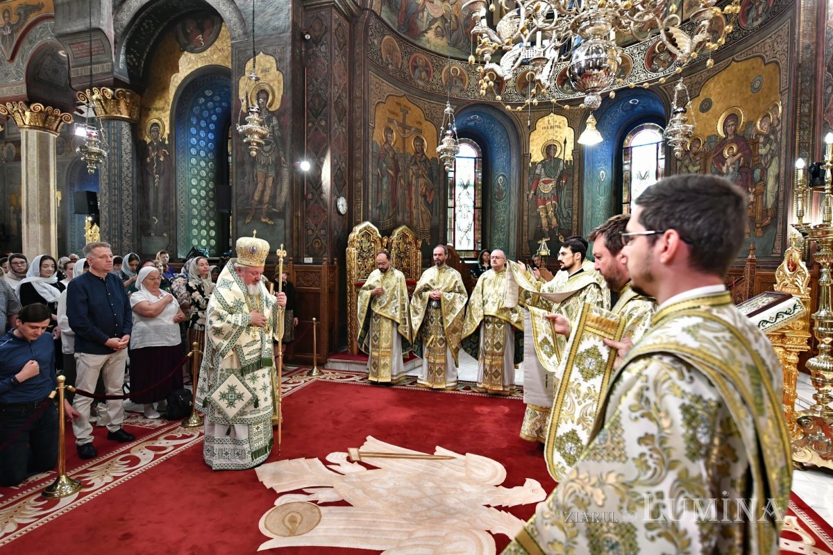 Hramul Centrului de Presă BASILICA 257228