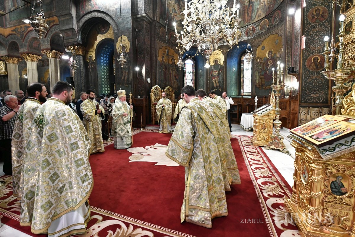 Hramul Centrului de Presă BASILICA 257230