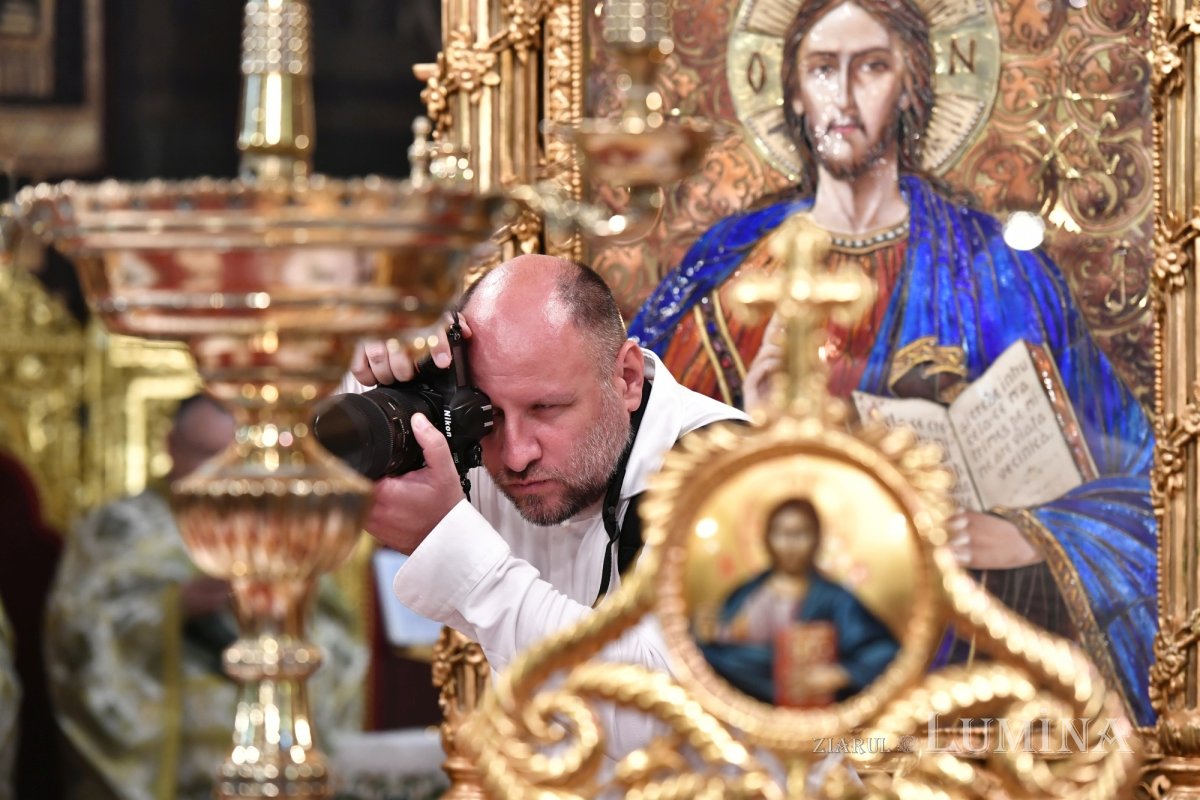 Hramul Centrului de Presă BASILICA 257231