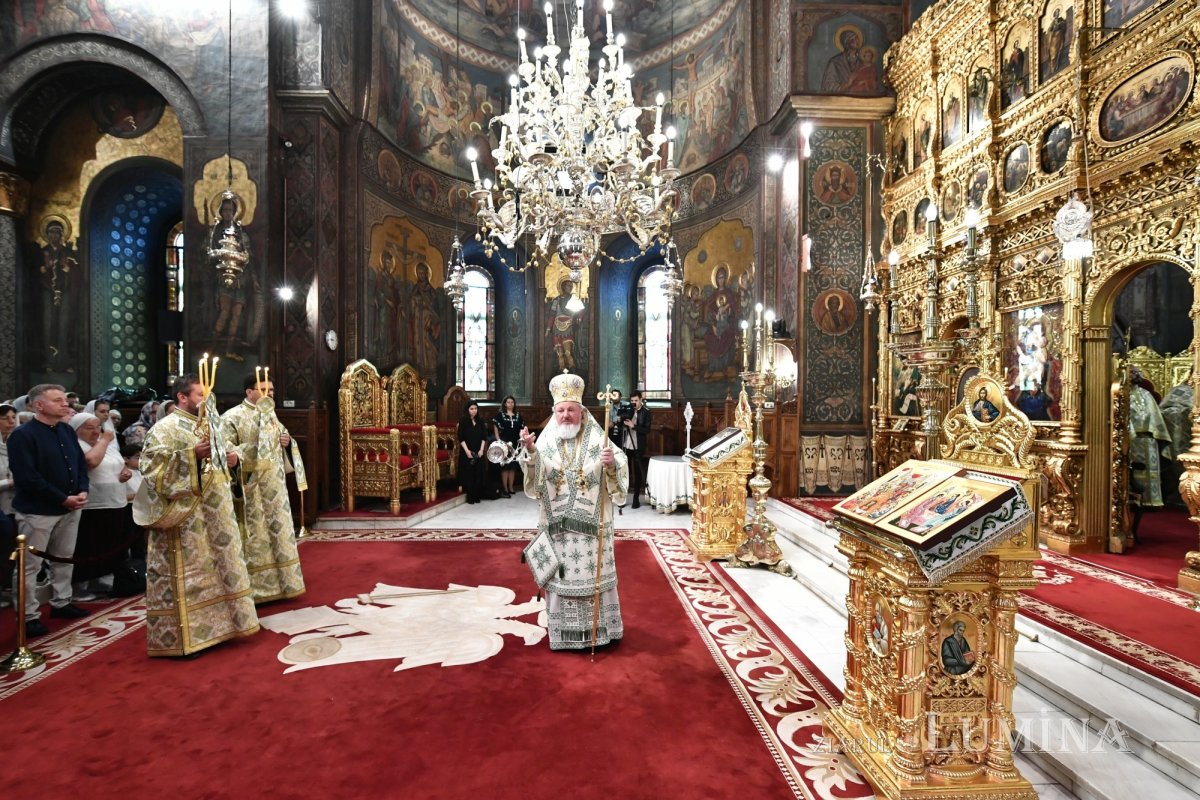 Hramul Centrului de Presă BASILICA 257234