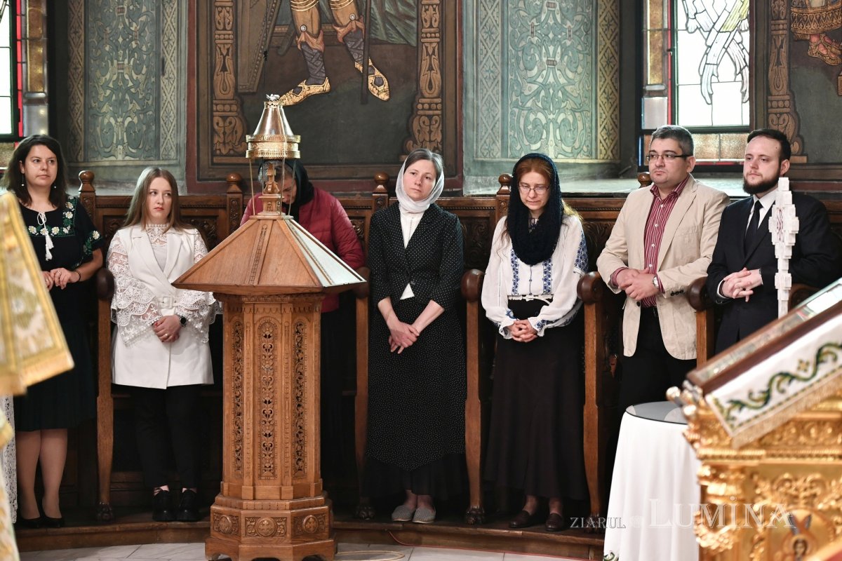 Hramul Centrului de Presă BASILICA 257240