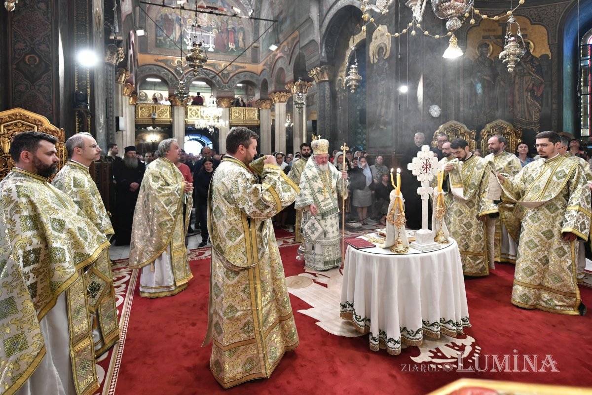 Hramul Centrului de Presă BASILICA 257244