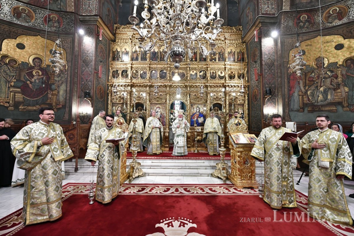 Hramul Centrului de Presă BASILICA 257249