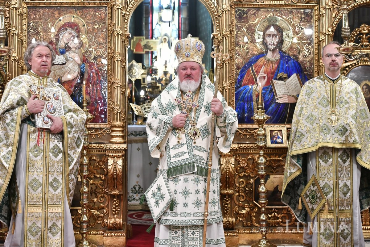 Hramul Centrului de Presă BASILICA 257251