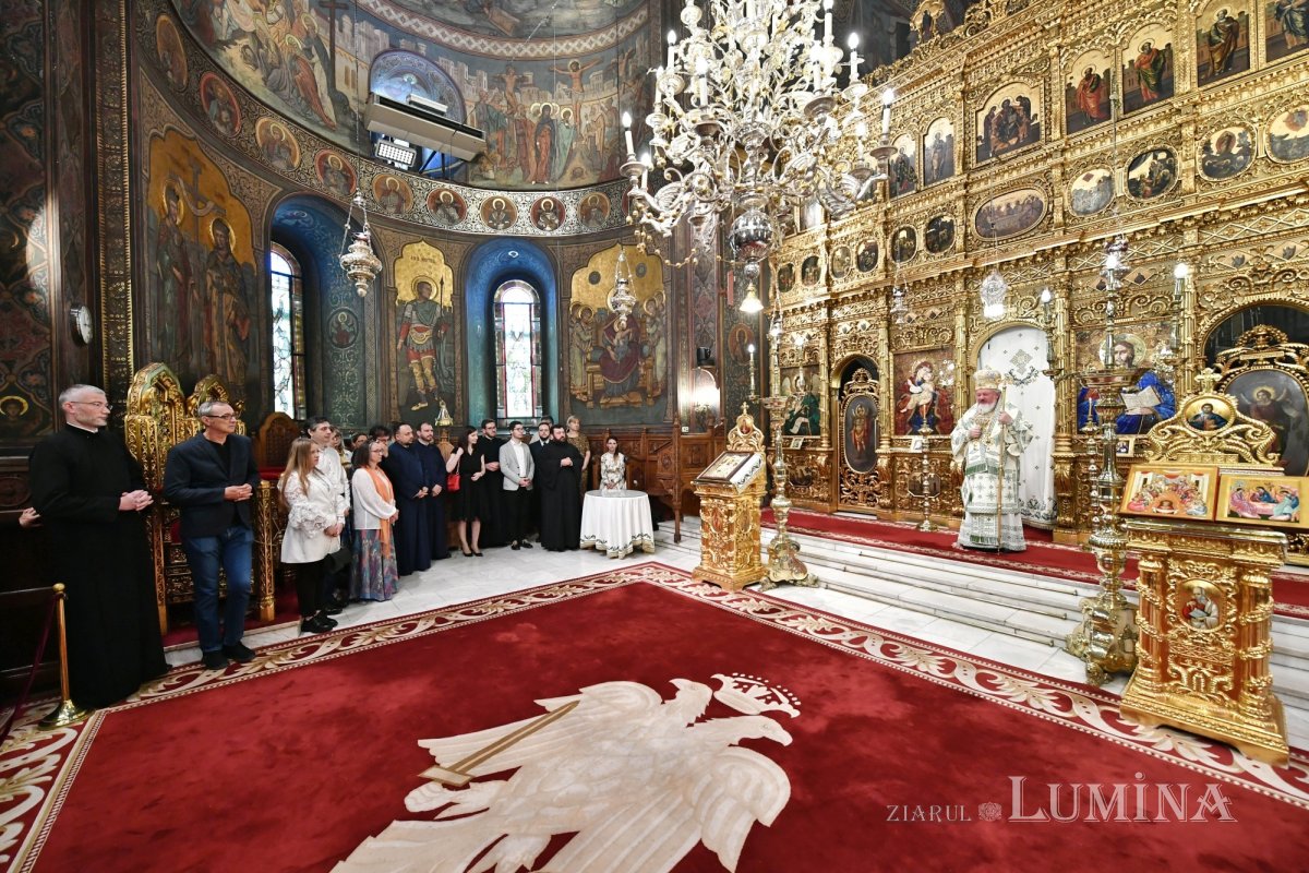 Hramul Centrului de Presă BASILICA 257253