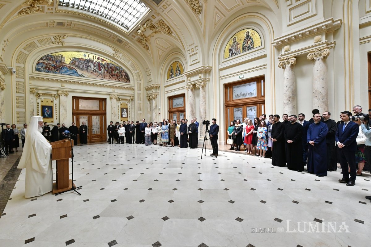 Hramul Centrului de Presă BASILICA 257264
