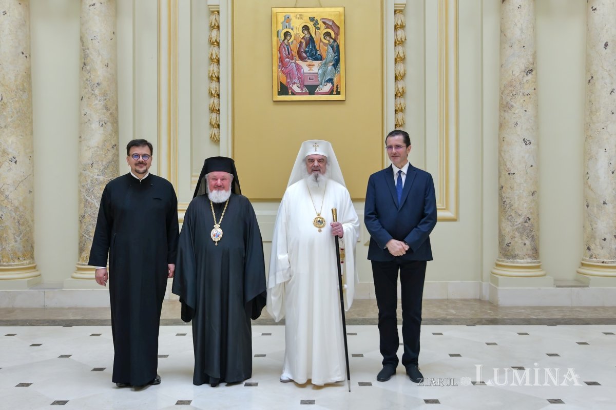 Hramul Centrului de Presă BASILICA 257273