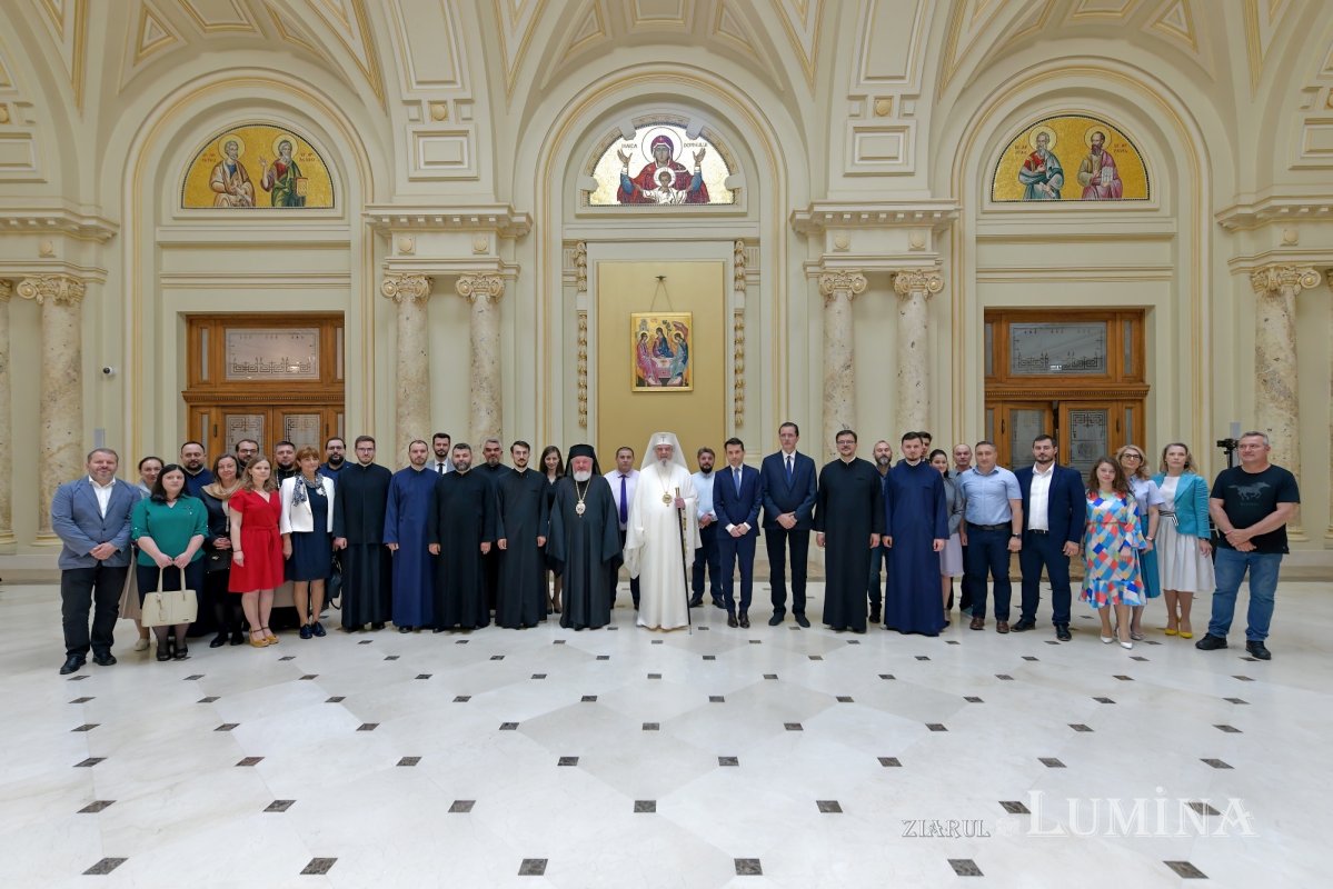 Hramul Centrului de Presă BASILICA 257275
