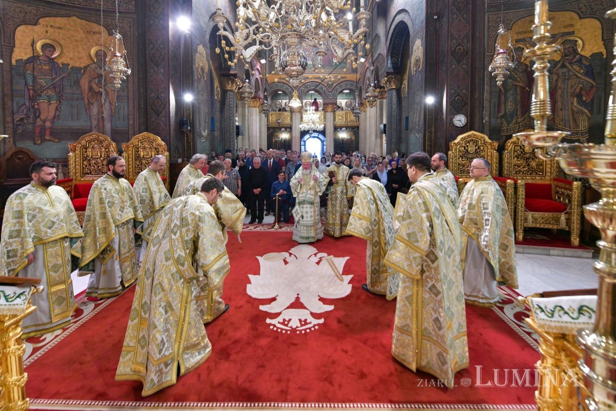 Hramul Centrului de Presă BASILICA 257279