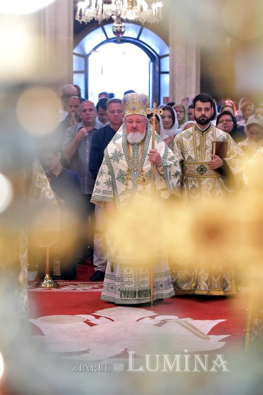 Hramul Centrului de Presă BASILICA 257281