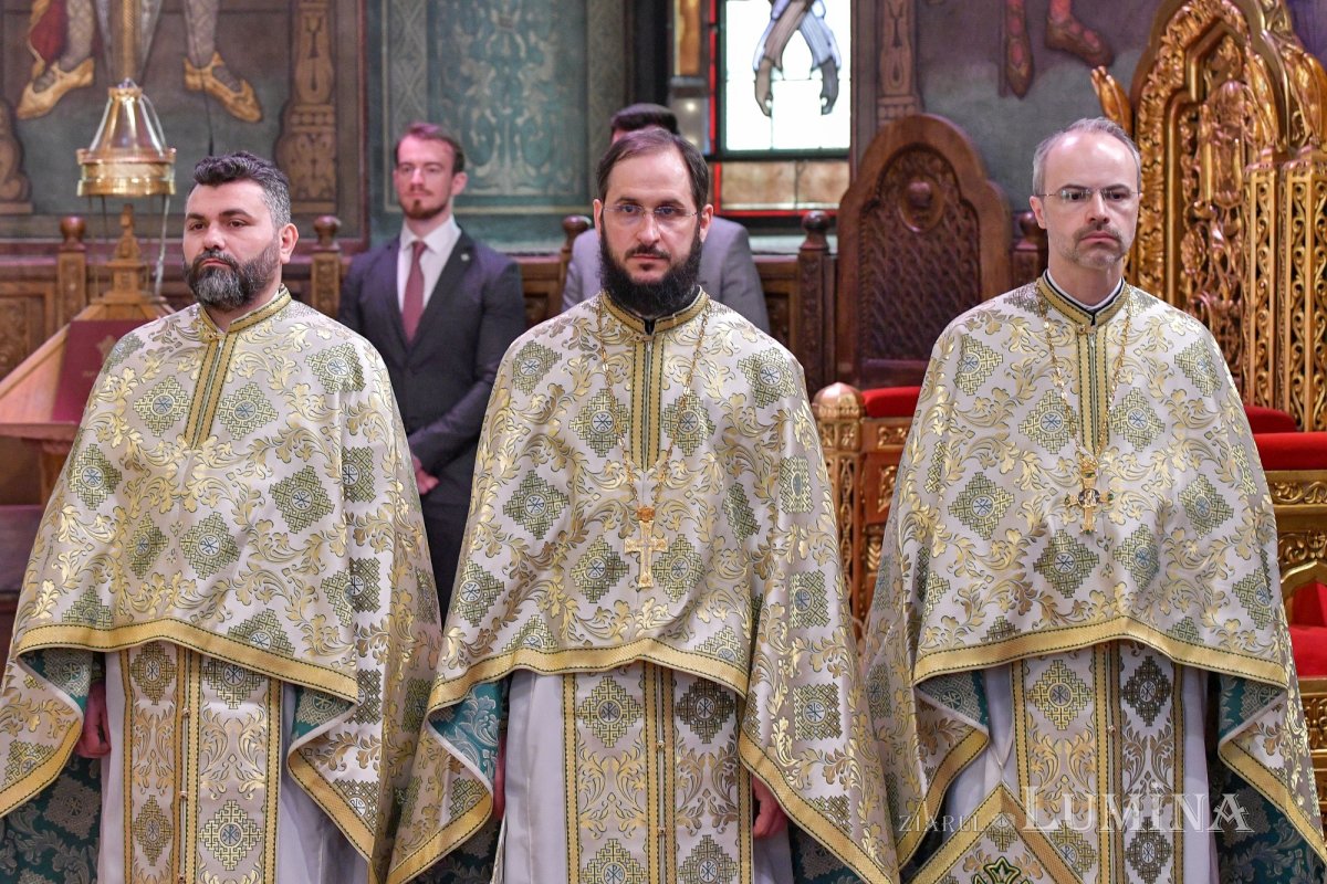 Hramul Centrului de Presă BASILICA 257284