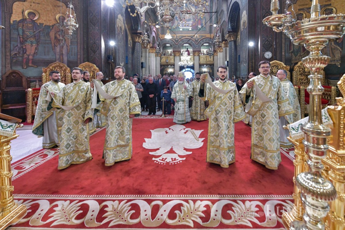 Hramul Centrului de Presă BASILICA 257285