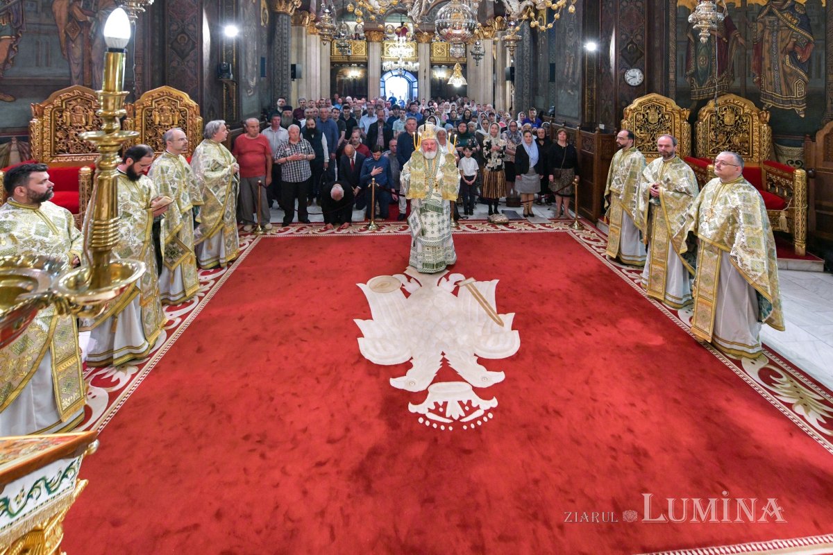 Hramul Centrului de Presă BASILICA 257290