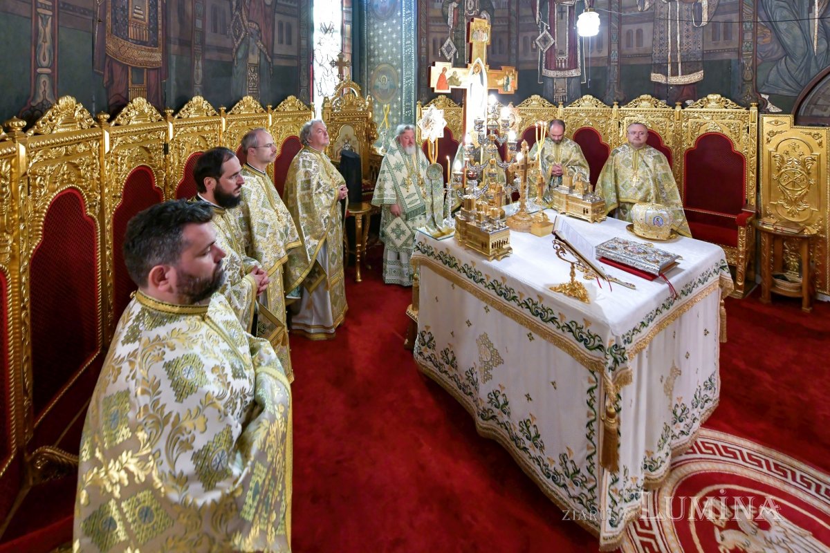 Hramul Centrului de Presă BASILICA 257298