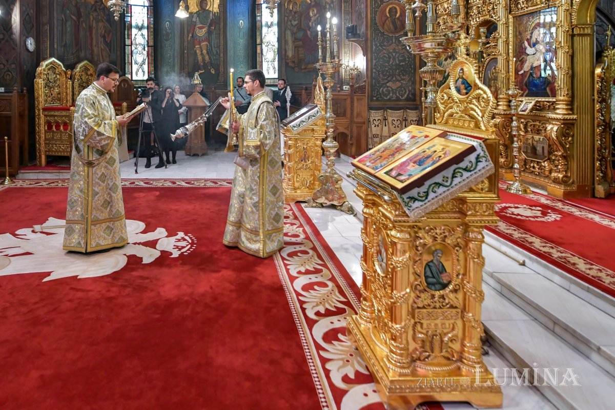 Hramul Centrului de Presă BASILICA 257299