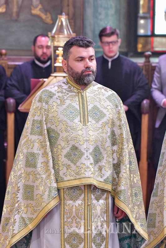 Hramul Centrului de Presă BASILICA 257308