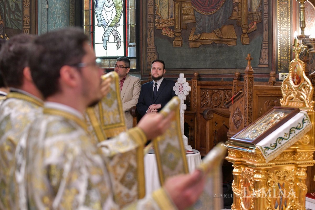Hramul Centrului de Presă BASILICA 257333