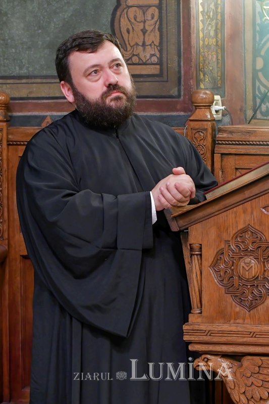 Hramul Centrului de Presă BASILICA 257340