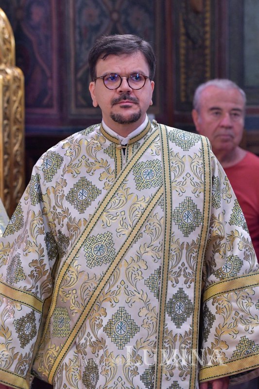 Hramul Centrului de Presă BASILICA 257341