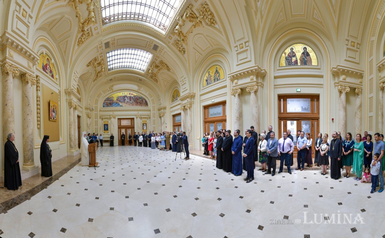 Hramul Centrului de Presă BASILICA 257364