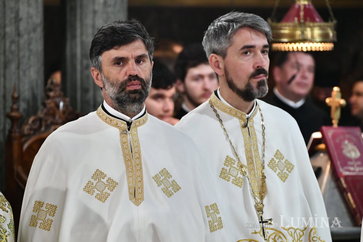 Revederea promoției 2003 a Facultății de Teologie Ortodoxă din București 257631