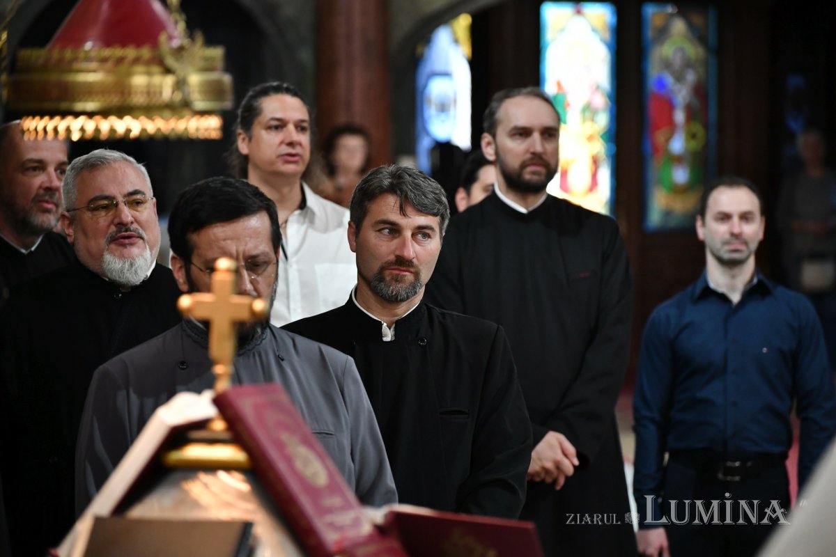 Revederea promoției 2003 a Facultății de Teologie Ortodoxă din București 257637